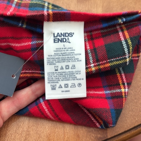 Bundle of Two Lands' End Vibrant Tartan Dog Scarfs - Picture 6 of 9